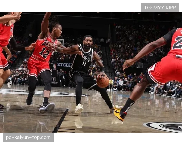 杰伦·威廉姆斯挡拆拉开空间助攻提升球队进攻效率